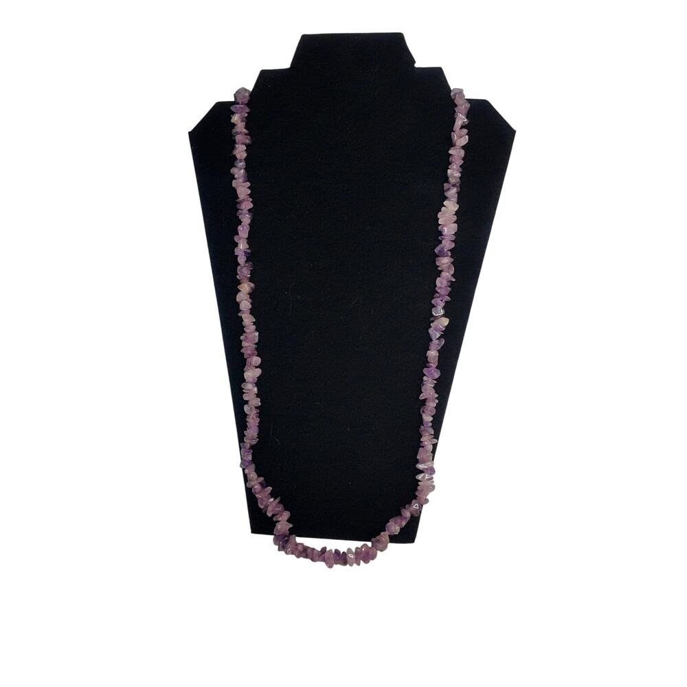 VINTAGE Classic 33" Long Amethyst Chip Stunning Necklace